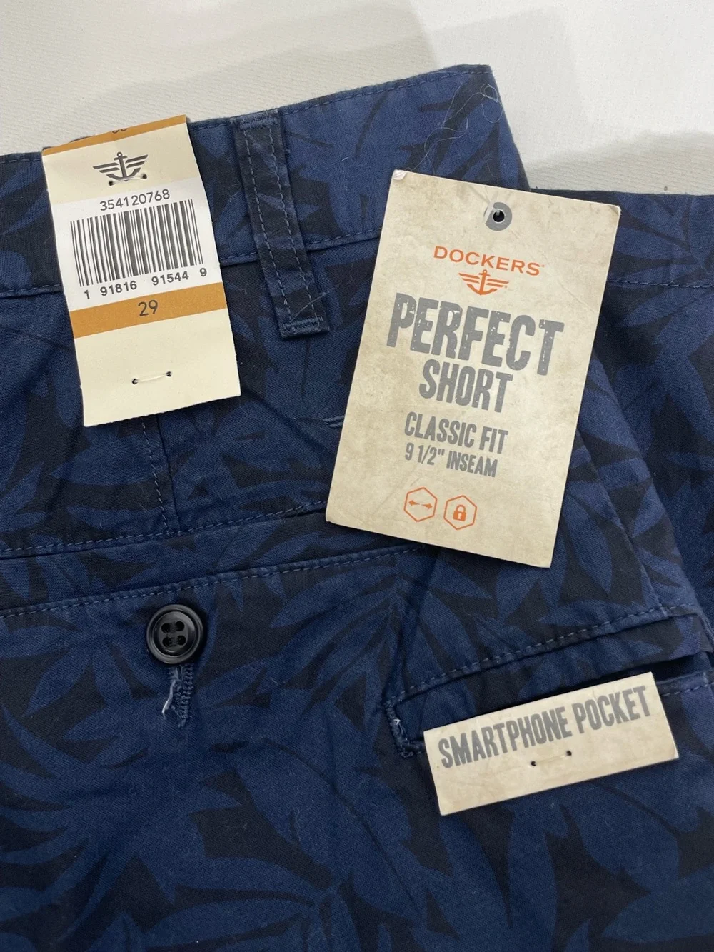 Dockers Men’s Size 29 Navy Leaf-Pattern Flat Front Shorts